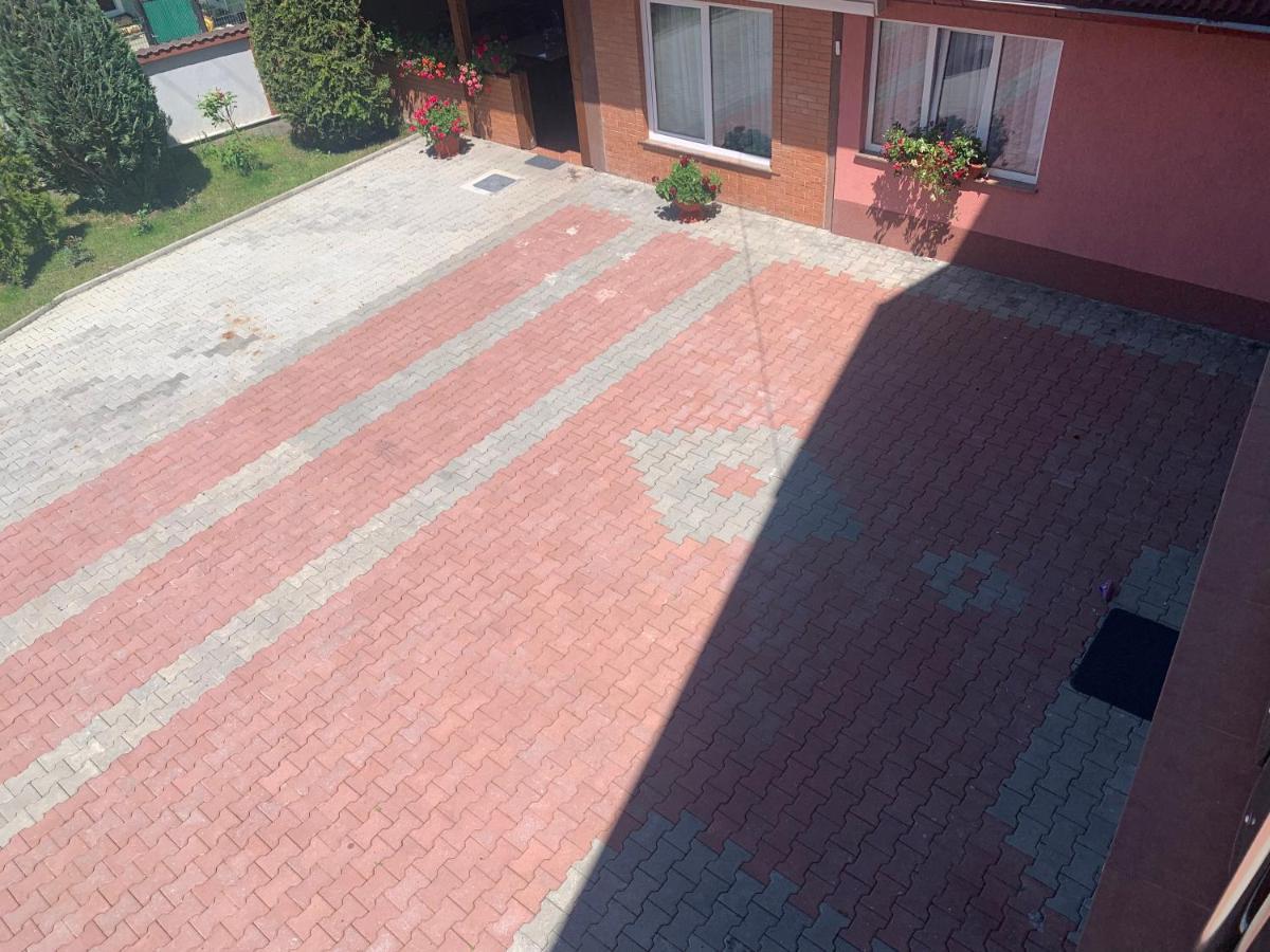 Villa Mery Moisei Exterior photo